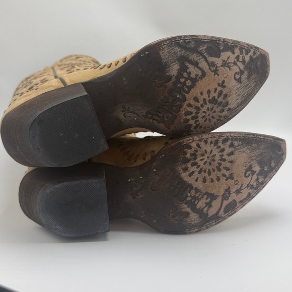 Caborca tan yellow tint western boots size 9 cowgirl studded - Picture 2 of 8